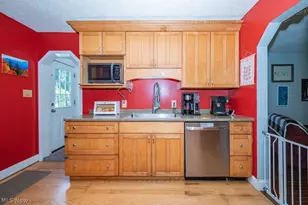 3129 S Medina Line Rd, Norton, OH 44203 - Photo 16