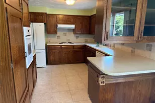 3159 & 3165 University Dr SE, New Philadelphia, OH 44663 - Photo 10