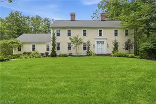 540 Fox Run Trail, Aurora, OH 44202 - Photo 2