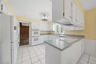540 Fox Run Trail, Aurora, OH 44202 - Photo 12