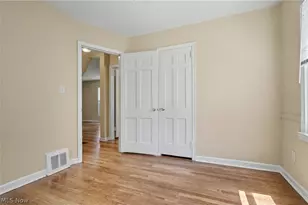 2554 23rd St, Cuyahoga Falls, OH 44223 - Photo 14