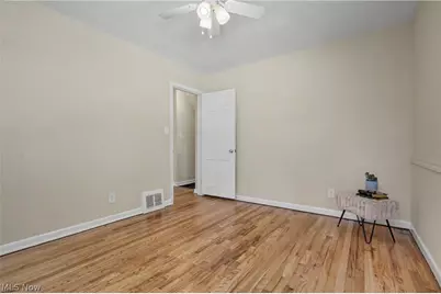 2554 23rd Street, Cuyahoga Falls, OH 44223 - Photo 16