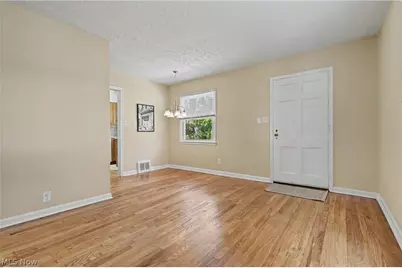 2554 23rd Street, Cuyahoga Falls, OH 44223 - Photo 6