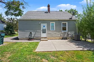 2554 23rd St, Cuyahoga Falls, OH 44223 - Photo 28