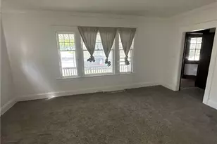 9724 Hilgert Dr, Loveland, OH 44104 - Photo 8