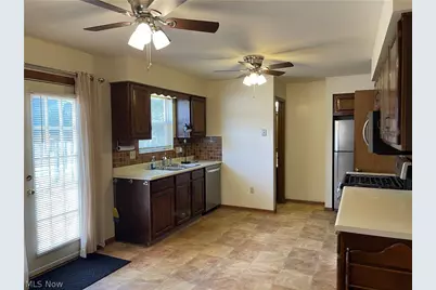 405-407 S Firestone Boulevard, Akron, OH 44301 - Photo 2