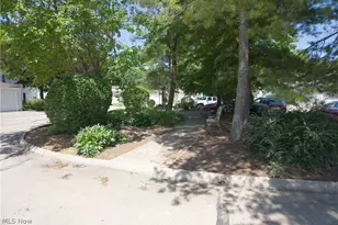 306 Deepwood Dr, Wadsworth, OH 44281 - Photo 26