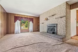 1129 Oak Tree Rd, Akron, OH 44320 - Photo 12