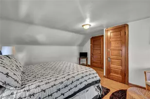 852 Starkweather, Loveland, OH 44113 - Photo 18