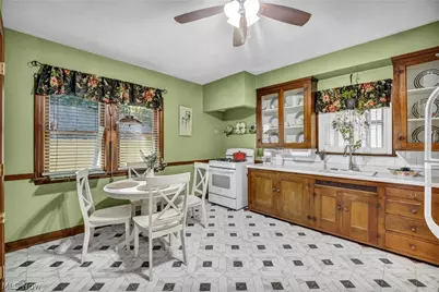 852 Starkweather, Loveland, OH 44113 - Photo 10