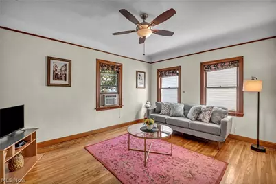 852 Starkweather, Loveland, OH 44113 - Photo 4