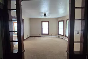 429 S Amboy Rd, Conneaut, OH 44030 - Photo 8