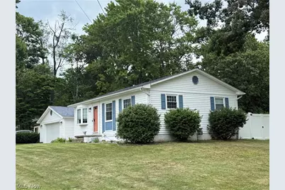 706 Shannon Avenue, Cuyahoga Falls, OH 44221 - Photo 2