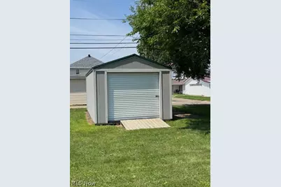 562 Heller Drive, Newcomerstown, OH 43832 - Photo 6