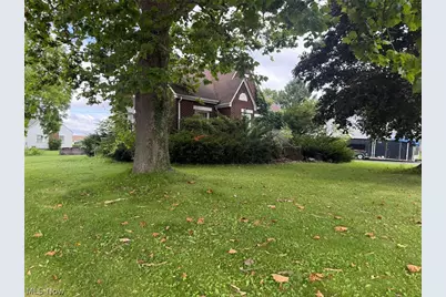 800 Tenney Avenue, Campbell, OH 44405 - Photo 12