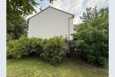 8700 Chesea Court, Northfield, OH 44067 - Photo 2
