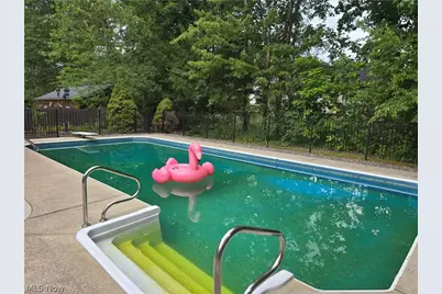 2867 Mapleview Lane, Avon, OH 44011 - Photo 2