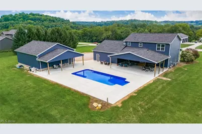 1850 Meadow Creek Drive, South Zanesville, OH 43701 - Photo 2