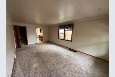 2636 Hollywood Boulevard, Steubenville, OH 43952 - Photo 4
