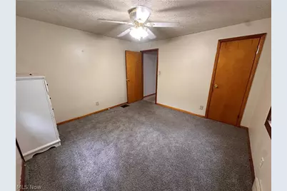 2636 Hollywood Boulevard, Steubenville, OH 43952 - Photo 8