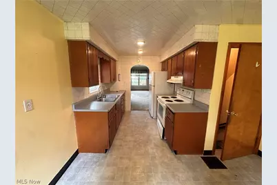 2636 Hollywood Boulevard, Steubenville, OH 43952 - Photo 12
