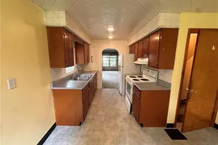 2636 Hollywood Blvd, Steubenville, OH 43952 - Photo 12