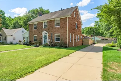 228 Kenwick Drive, Akron, OH 44313 - Photo 1
