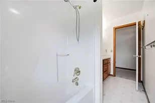 335 Radley Dr, Painesville, OH 44077 - Photo 28