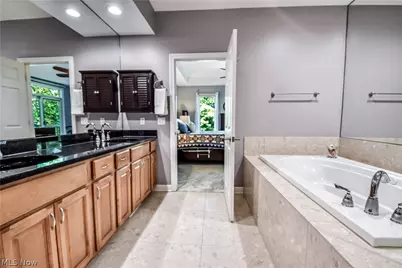 6960 Sturbridge Drive, Concord Twp, OH 44077 - Photo 16