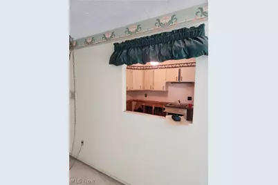 15555 Hilliard Road #405, Oakwood, OH 44107 - Photo 4