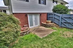 1836 Bayberry Ln, Coshocton, OH 43812 - Photo 16