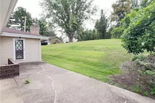57380 Hospital Rd, Bellaire, OH 43906 - Photo 4