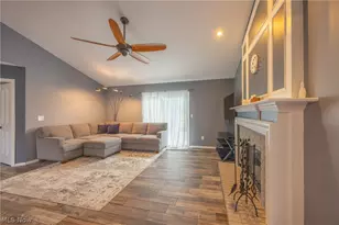 10082 Timothy Ln, Twinsburg, OH 44087 - Photo 6