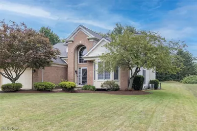 10082 Timothy Lane, Twinsburg, OH 44087 - Photo 2