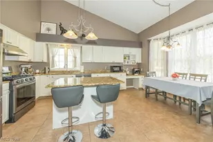 10082 Timothy Ln, Twinsburg, OH 44087 - Photo 16