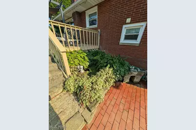 1409 Opal Street, Louisville, OH 44641 - Photo 8