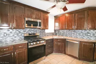 4509 Biddulph Ave, Loveland, OH 44144 - Photo 4