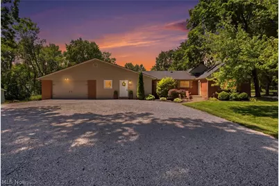 1846 Edwards Drive, Akron, OH 44306 - Photo 2