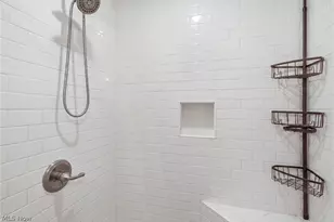 1846 Edwards Dr, Akron, OH 44306 - Photo 18