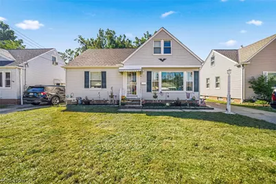 30018 Truman Avenue, Wickliffe, OH 44092 - Photo 1