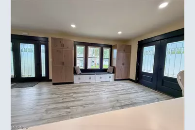 105 E Vermont Avenue, Sebring, OH 44672 - Photo 8