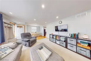 145 Pembroke Rd, Steubenville, OH 43953 - Photo 8