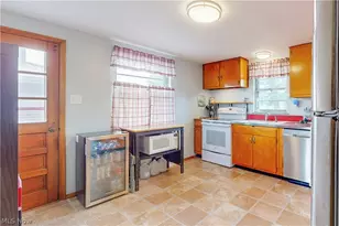 145 Pembroke Rd, Steubenville, OH 43953 - Photo 16