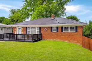 145 Pembroke Rd, Steubenville, OH 43953 - Photo 2