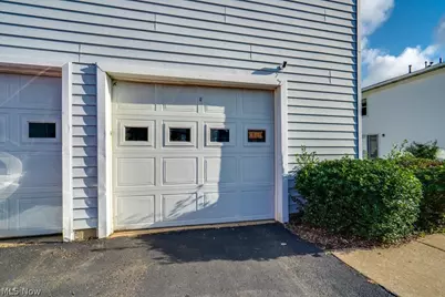 2538 Royal County Down #Apt A, Uniontown, OH 44685 - Photo 4
