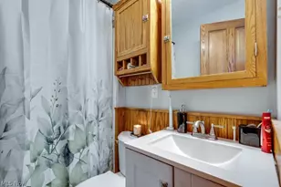 88 Taylor Rd, Barberton, OH 44203 - Photo 18