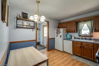 88 Taylor Road, Barberton, OH 44203 - Photo 12