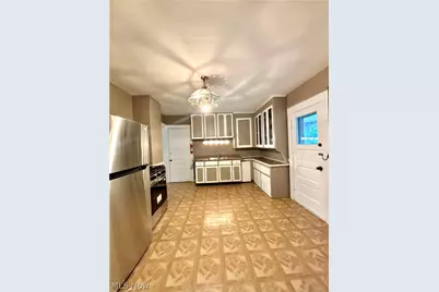 7523 Osage Ave #UP, Loveland, OH 44105 - Photo 8