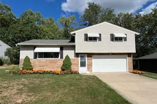 9909 Cynthia Dr, Twinsburg, OH 44087 - Photo 1