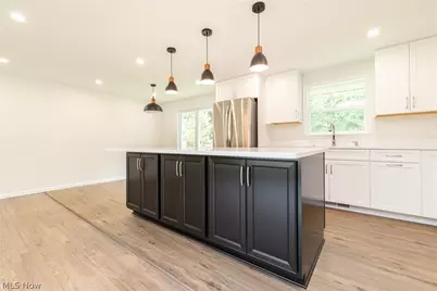 9909 Cynthia Drive, Twinsburg, OH 44087 - Photo 8